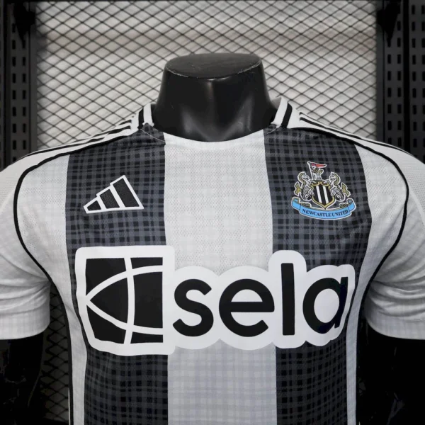 2025-2026 Player Version Newcastle United Home Football Jersey
