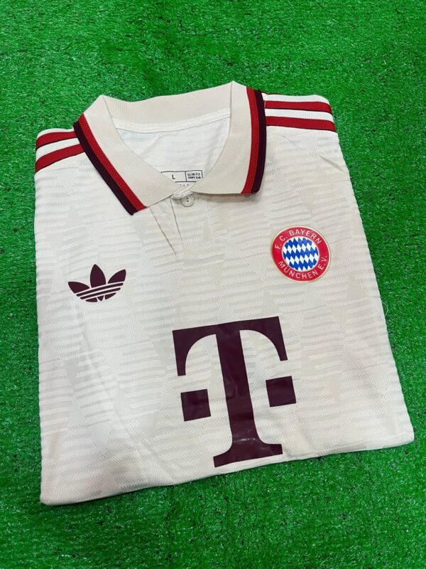 BAYERN MUNCHEN THIRD 24/25(PLAYER VERSION)