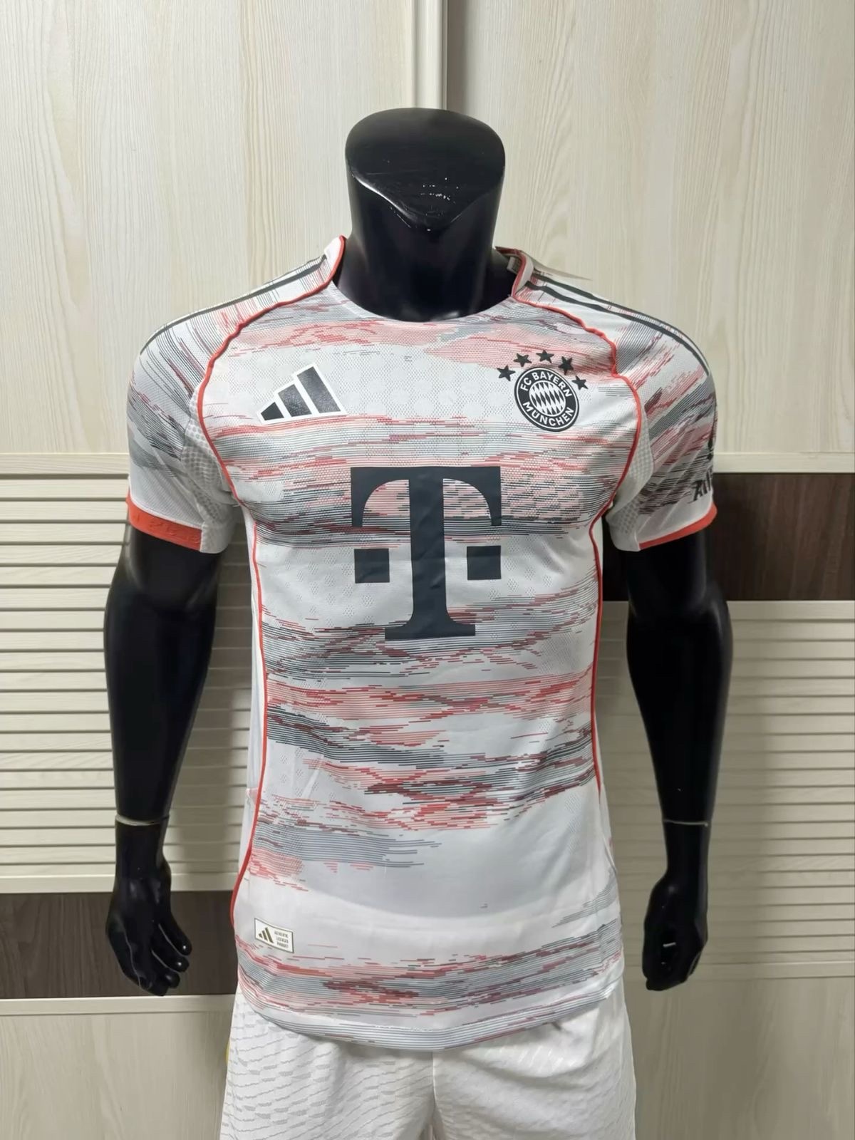 FC Bayern Munich 2025/26 Away Jersey (Player Version)