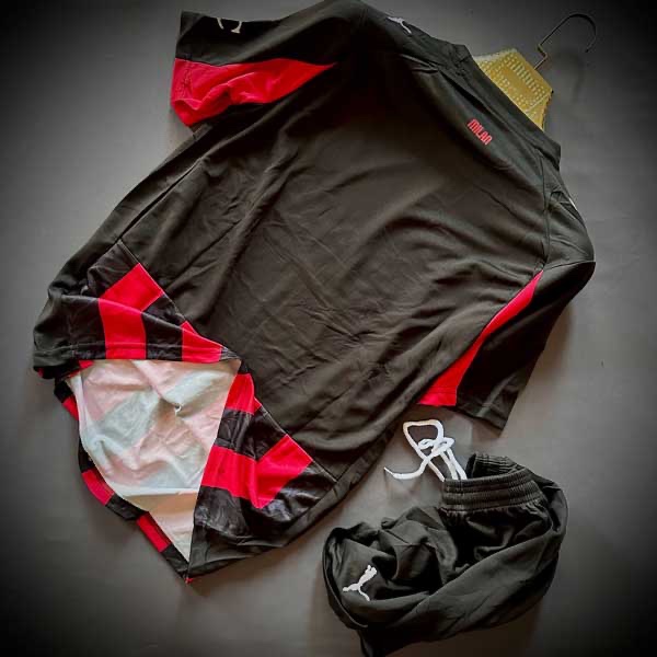 Ac Milan home 2025-26 jersey set with shorts