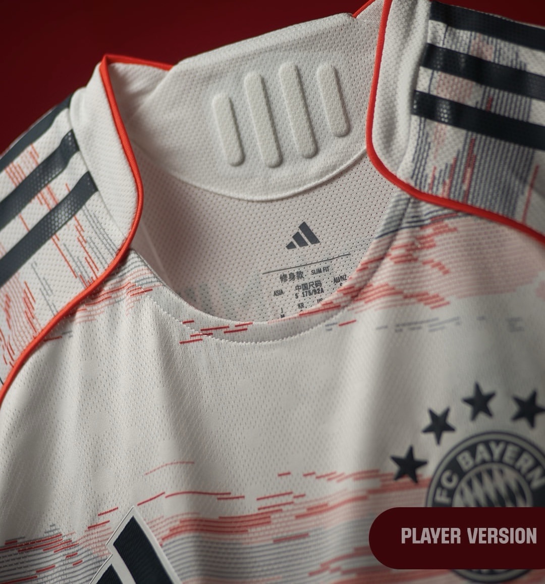 FC Bayern Munich 2025/26 Away Jersey (Player Version)